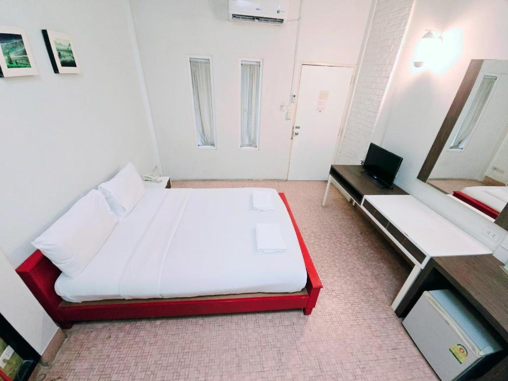 Rajata Hotel Bangkok Exteriör bild